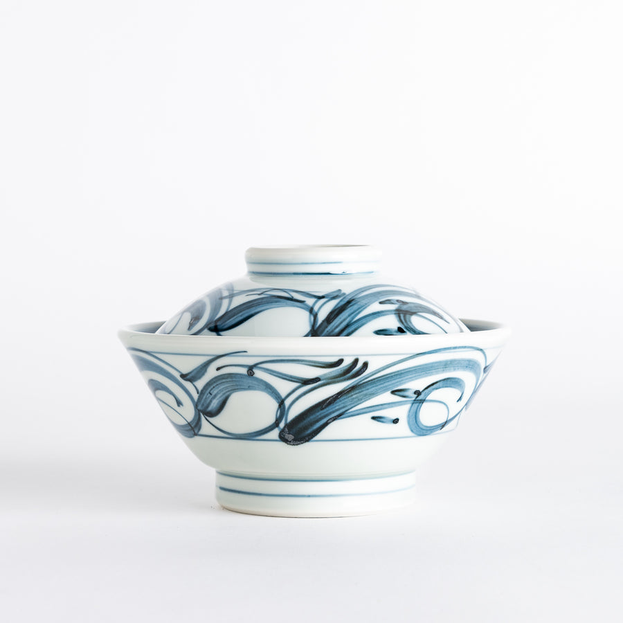 Blue Arabesque Tobe style donburi bowl with lid showcasing intricate swirling patterns and a smooth finish.