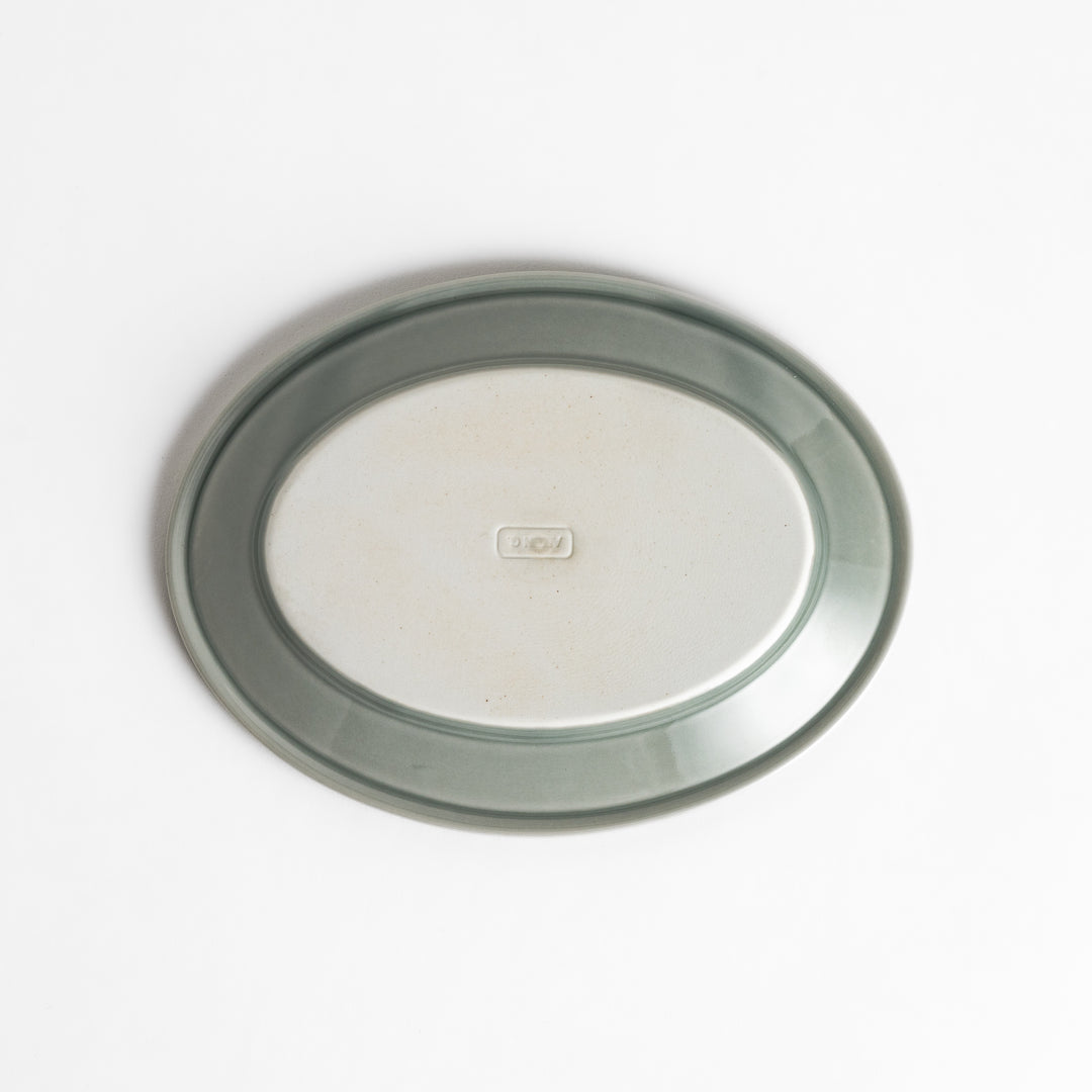 Durable and elegant gray ceramic dessert plate, offering a modern and sophisticated touch to your dining.