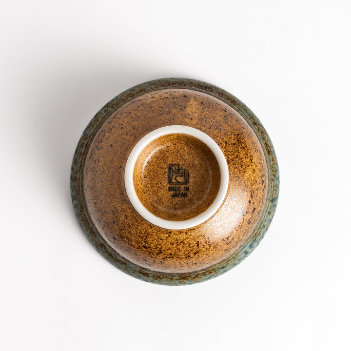 Ceramic donburi bowl with a reactive glaze in shades of brown and blue, complete with a lid, perfect for serving rice dishes, noodles, or soups in style.