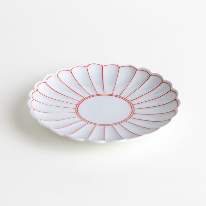 Chrysanthemum salad plates with a striped design, one in blue and the other in red.